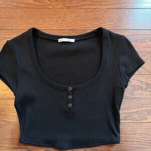ZARA Women’s Black Cropped Top Size Medium